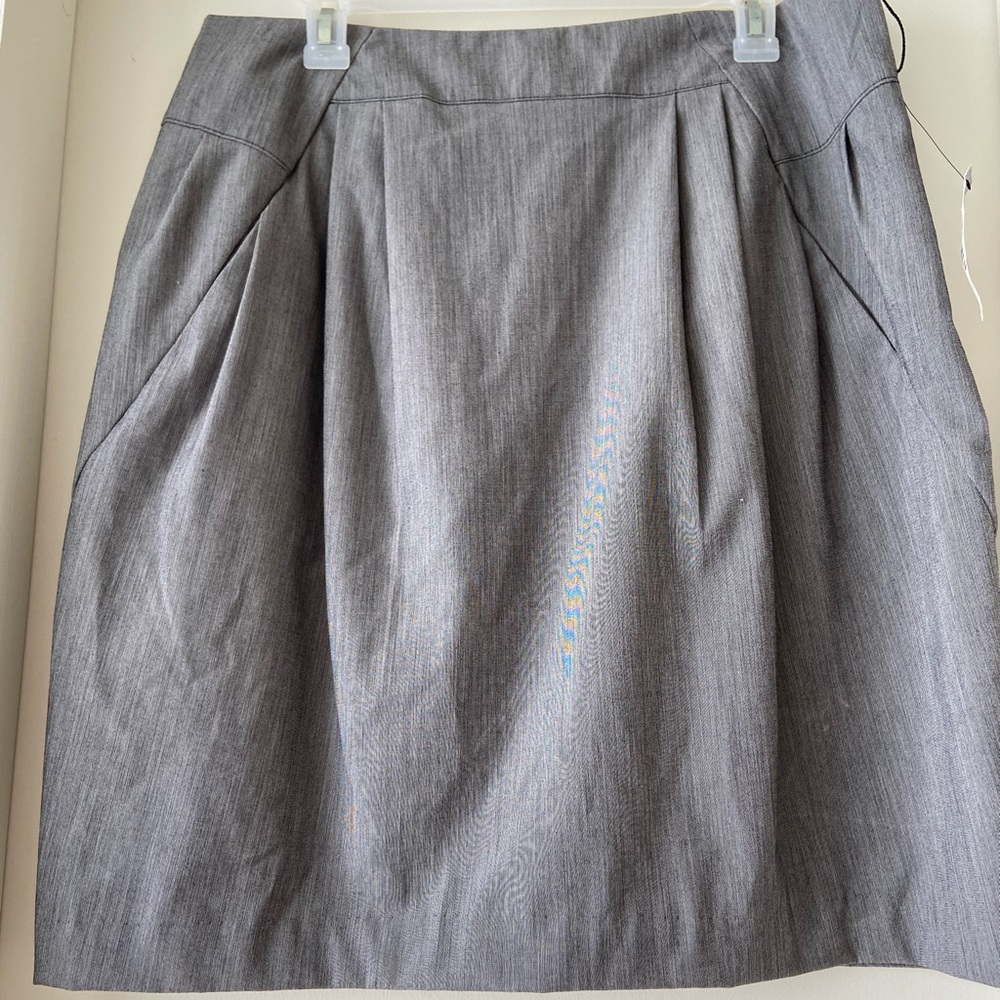 Worthintong Skirt